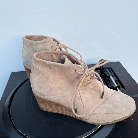 TOMS Beige Suede Wedge Booties - Picture 11 of 11